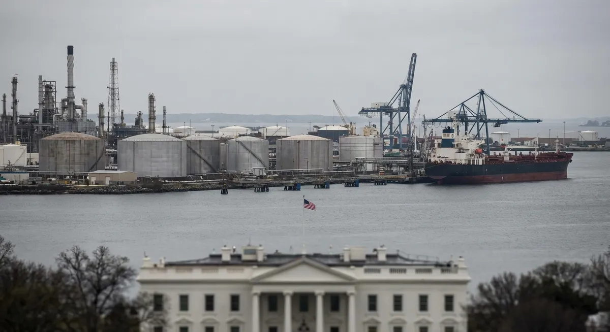 Slika je umetno generirana iz tem: finance, diplomacija, gospodarstvo, energetika, nafta, ameriško-ruski odnosi, ameriška zunanja politika, mednarodni odnosi, gospodarsko sodelovanje, politika, sankcije, rusko gospodarstvo, trgovina, mednarodne politike