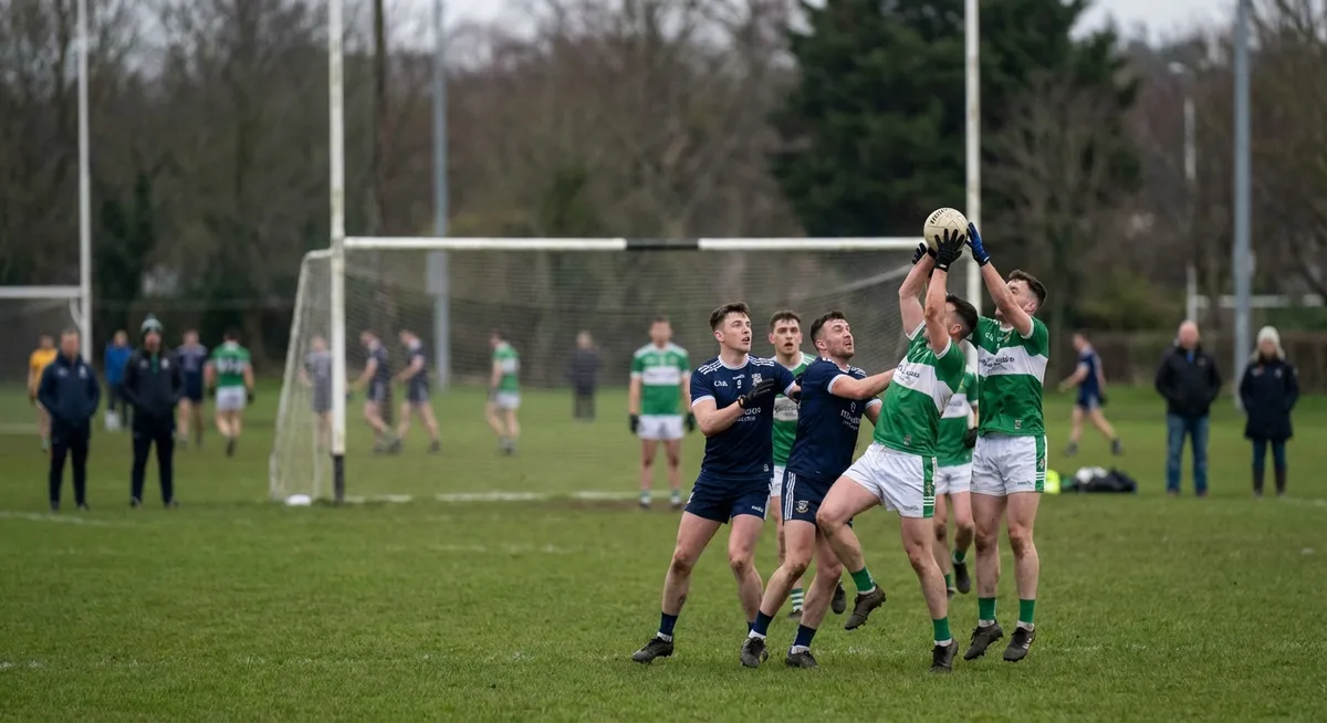 Slika je umetno generirana iz tem: mladinski nogomet, športni transferji, nogomet