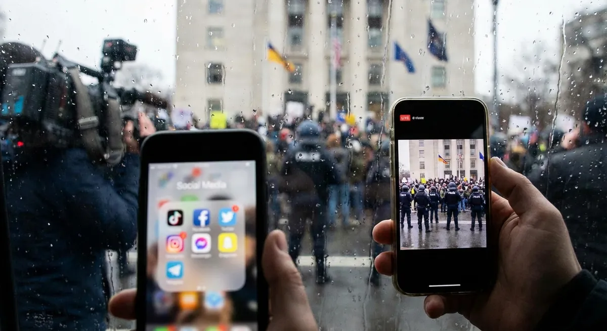Slika je umetno generirana iz tem: filmi, politika, množična streljanja, nasilje, socialni mediji, mediji, transspolnost, politična krivda, kritike