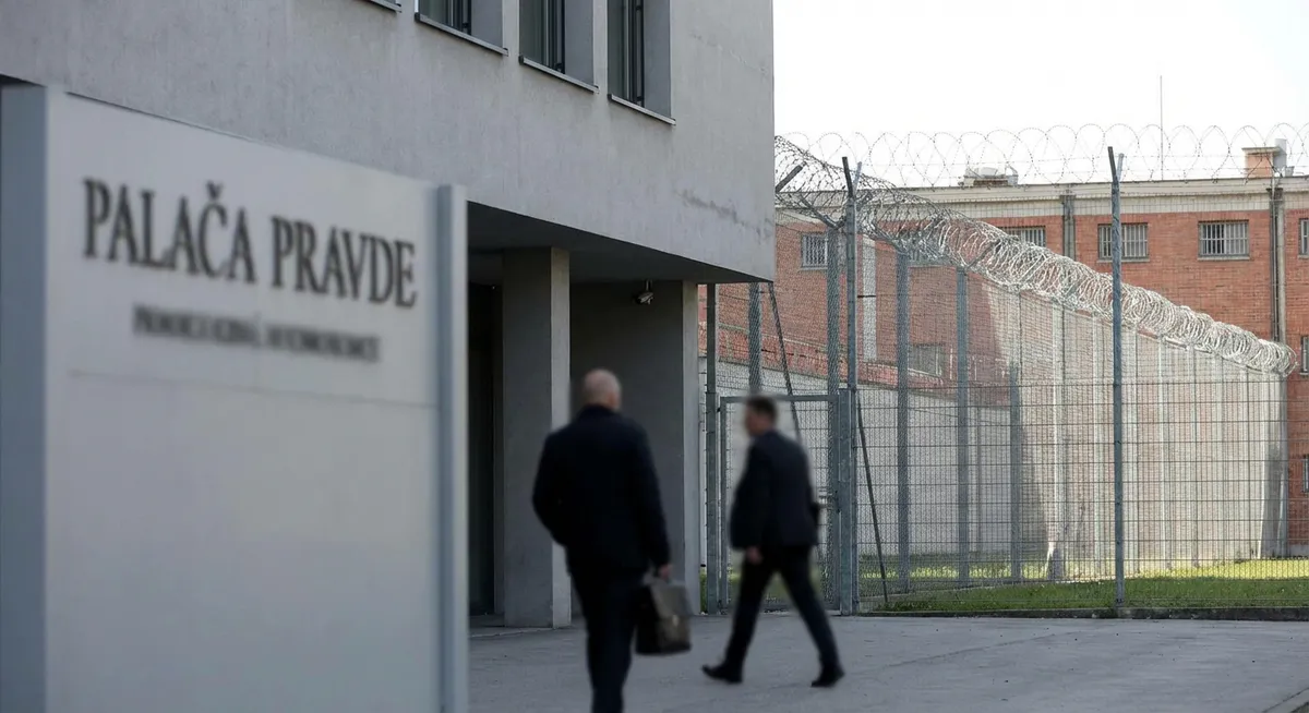 Slika je umetno generirana iz tem: pravosodje, kazenski postopki, zapori, korupcija, gladovne stavke, pravo, nasilje v družini, pripori, smrti, sodstvo, kriminal, javno zdravstvo, grožnje, umori, zaporne kazni, preiskave, protesti, tihotapljenje