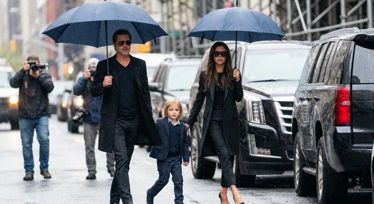 Slika je umetno generirana iz tem: družina, posvojitve, slavne osebnosti