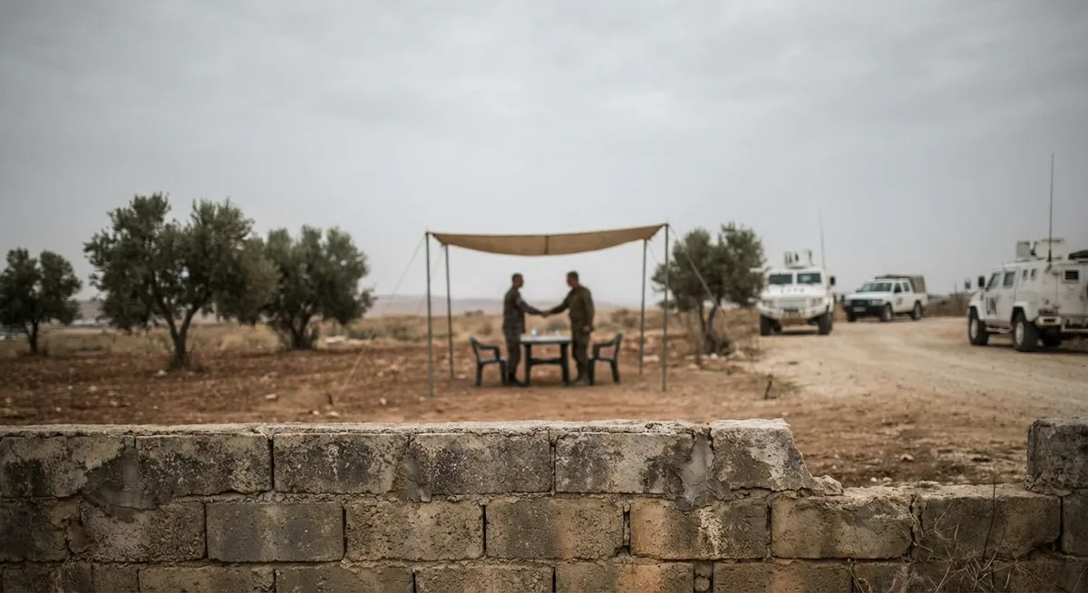Slika je umetno generirana iz tem: gladovne stavke, mednarodni odnosi, konflikti, oboroženi spopadi, kazenski postopki, mirovni procesi, mir, politika, vojne, protesti, vojni zločini, mednarodno pravo