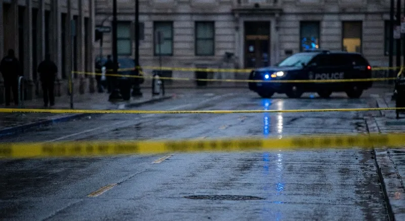 Slika je umetno generirana iz tem: samomorilski napad, nasilje, terorizem