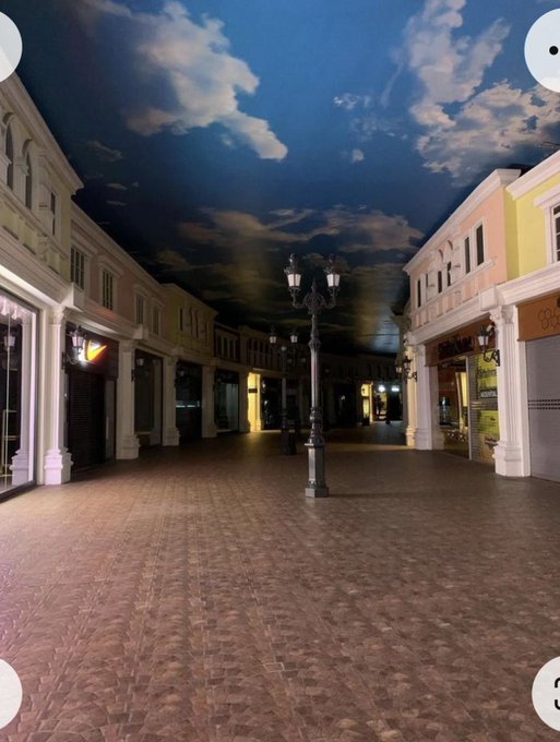 V Združenih državah Amerike zaradi inflacije vse več gospodinjstev živi iz plače v plačo