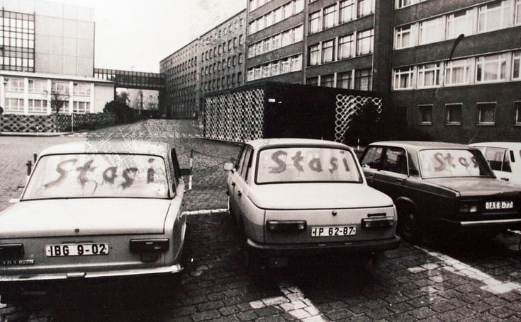 Smrt 98 Palestincev v izraelskem priporu sprožila pozive k preiskavi, ZDA načrtujejo prihodnost Gaze brez palestinskih glasov, OZN opozarja na izraelske širitvene načrte